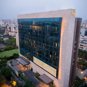 Hotel Taj Centre Gurugram