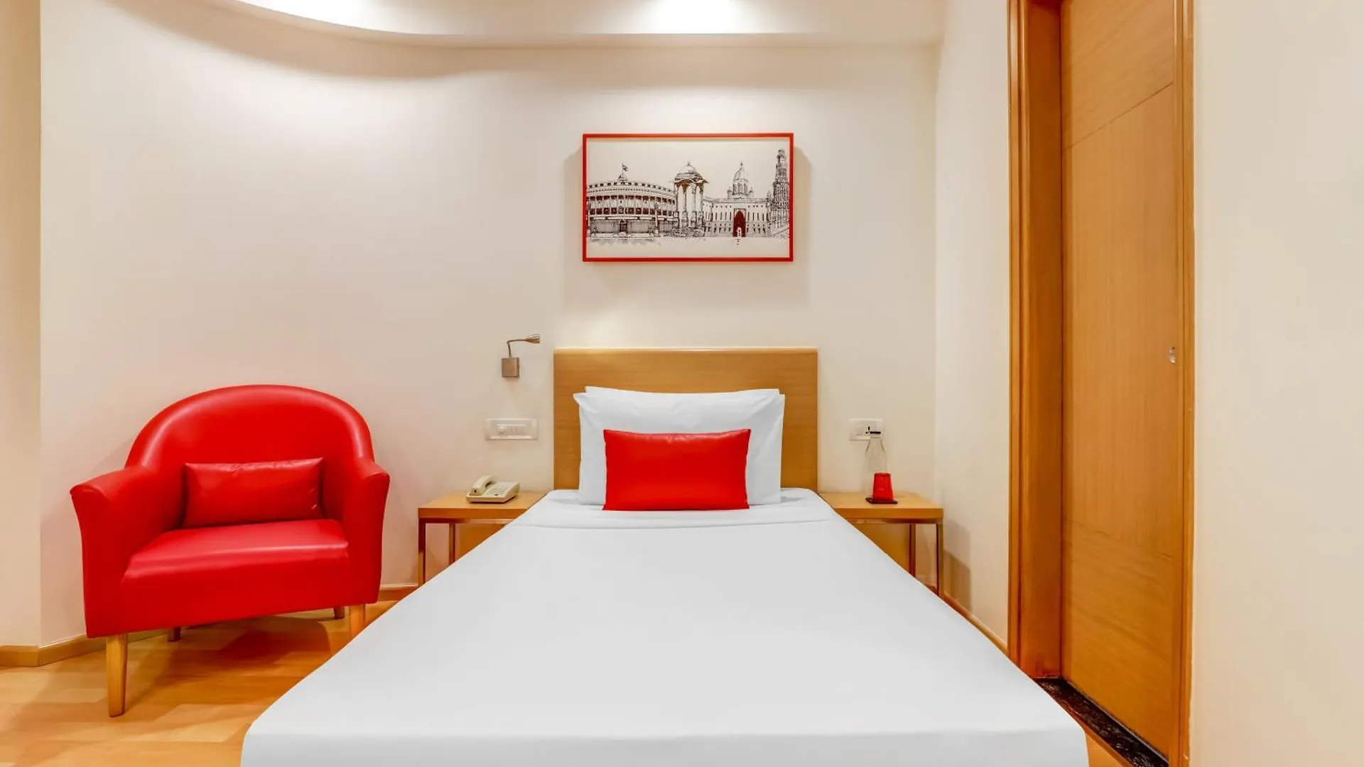 Red Fox By Lemon Tree Hotels, Delhi Airport Nueva Delhi 4*,  India