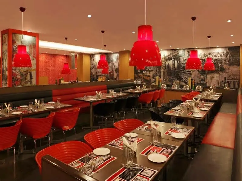 Red Fox By Lemon Tree Hotels, Delhi Airport New Delhi